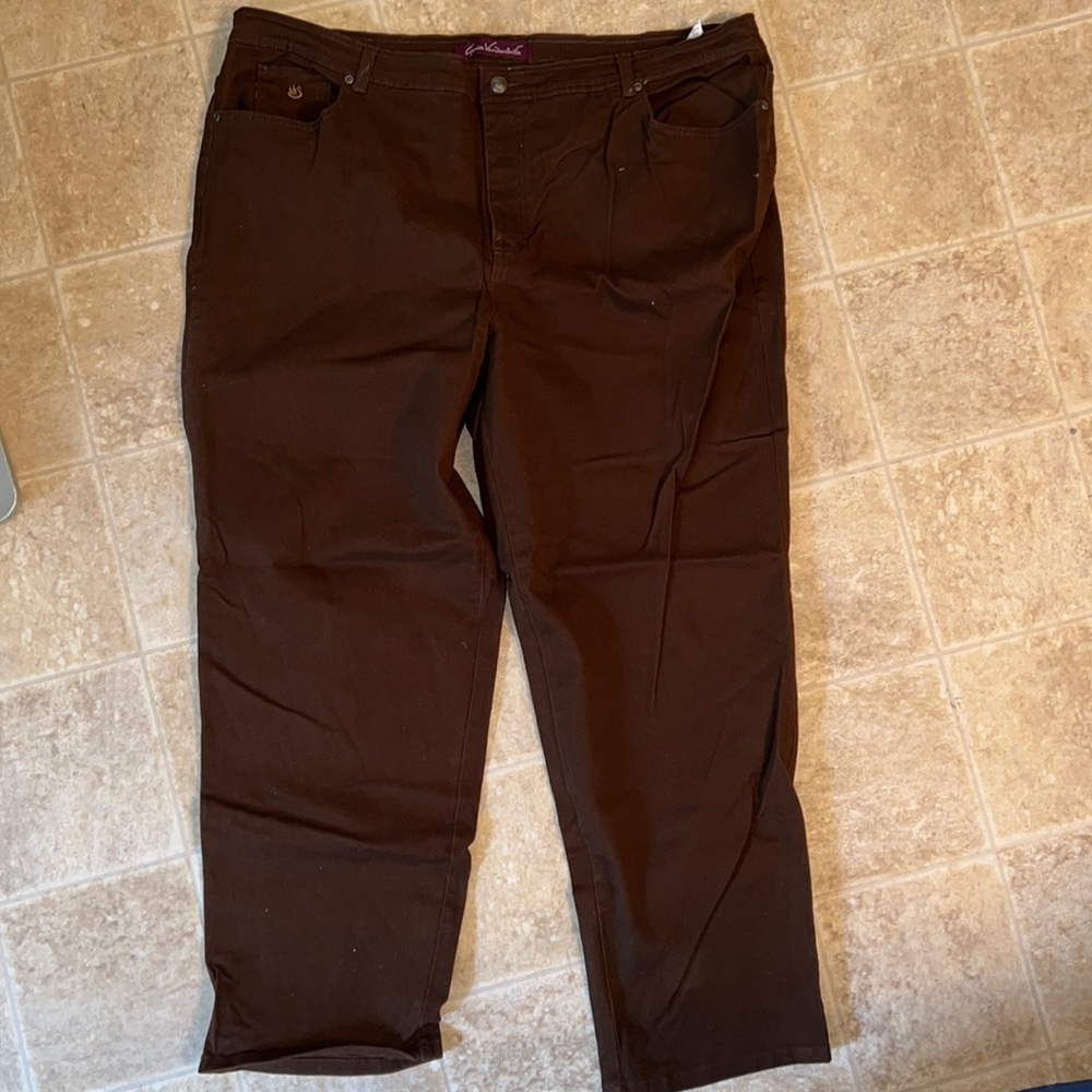 Gloria Vanderbilt pants